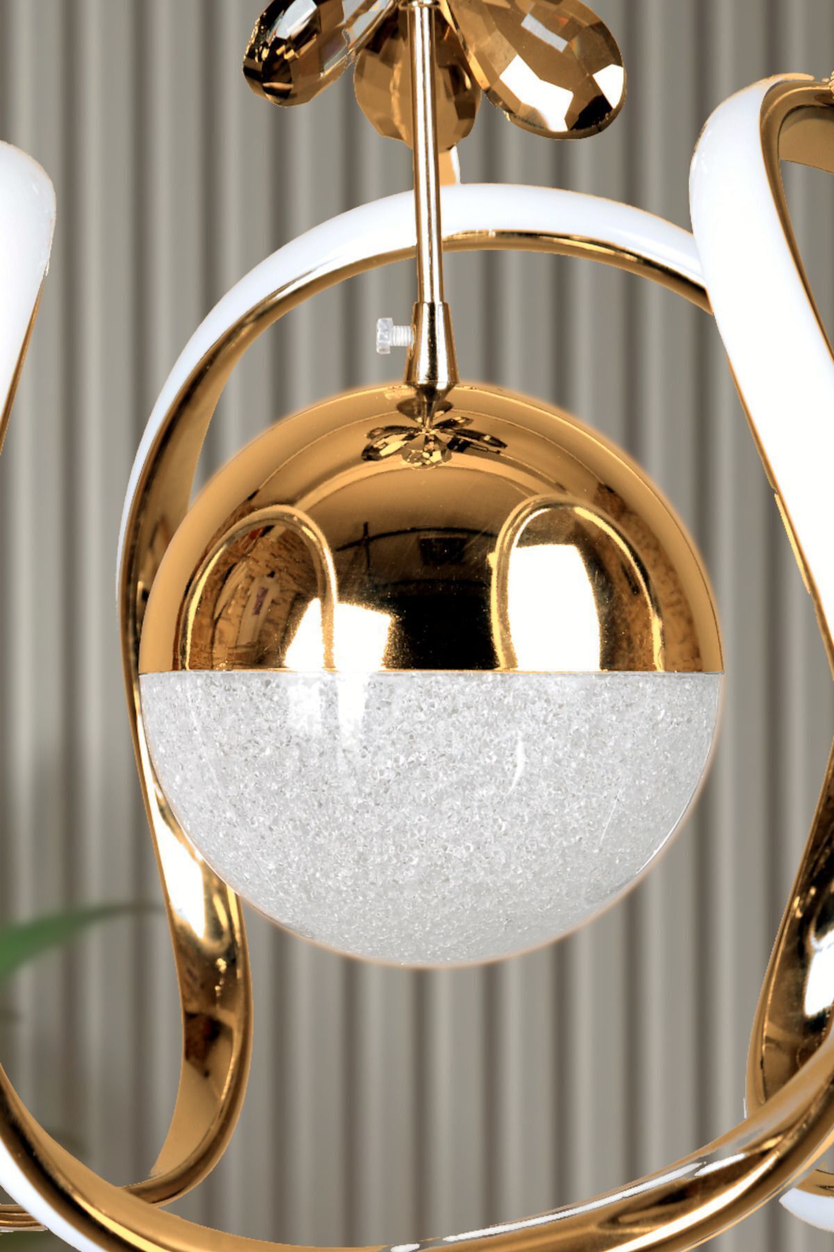 Clasy Model Gold Kaplama 3 Renk Metal Salon Mutfak Oturma Yatak Odası Modern Led Sarkıt Avize - Görsel 2